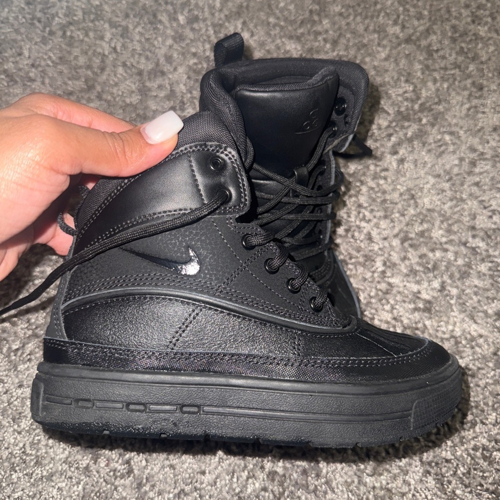 Nike Black Sneakers ‼️